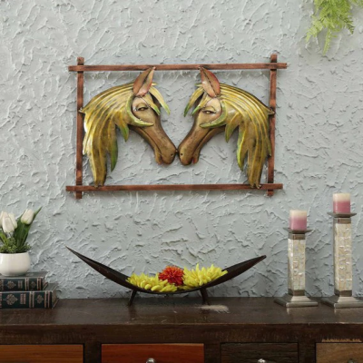 MULTICOLOUR IRON PAINTED WALL  2 HORSE FRAME
